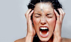 Висипання на шиї у жінок і чоловіків, причини утворення гнійних прищів