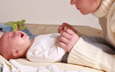 Причини запорів у новонародженого і методи усунення ознаки