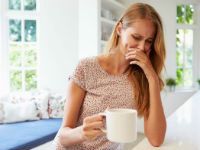 Головний біль і нудота: причини блювоти у дорослого, супутні симптоми