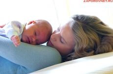 Запори у місячної дитини при грудному вигодовуванні (ГВ) — що робити, особливості лікування малюка на штучному і змішаному годуванні, народні засоби