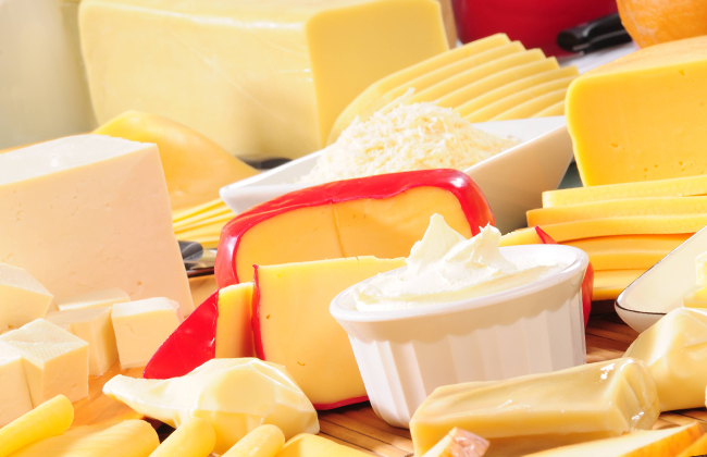 Чи можна дитині давати сир?