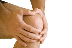 Болить коліно при згинанні і розгинанні: лікування пухлини ззаду