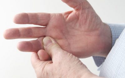 Палець після перелому не розгинається – можливі причини, характерні особливості і способи розробки травмованої кінцівки