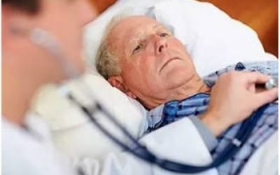 Як лікувати серцеву недостатність у літніх людей: ефективні методи і препарати