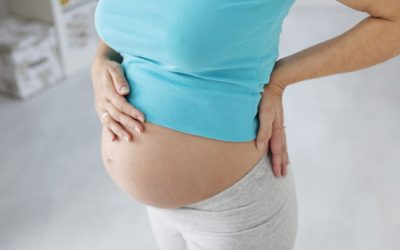 Чому болить шлунок при вагітності — основні причини + безпечні методи лікування