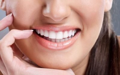 Болять зуби після відбілювання: причини і методи зниження болю
