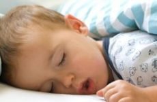Хропіння у дитини уві сні (соплів немає): причини і лікування