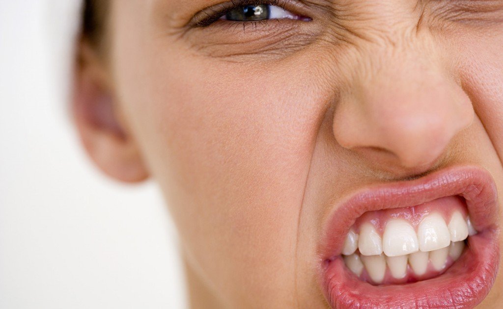 Сверблять зуби у дорослих у дітей   чому це відбувається і як цього позбутися