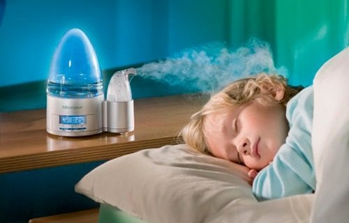 Дитина хропе уві сні: як можна усунути порушення дихання