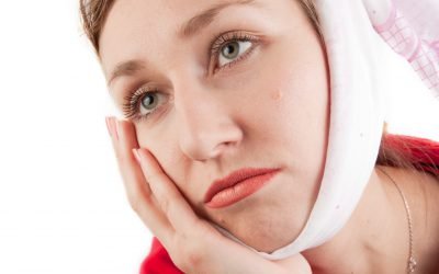 Зубний біль віддає у вухо: причини і методи лікування