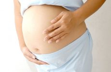 Про що говорять болі внизу живота при вагітності: можливі причини й способи лікування