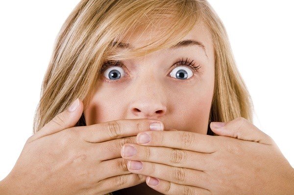 Кислий запах з рота: причини і методи лікування
