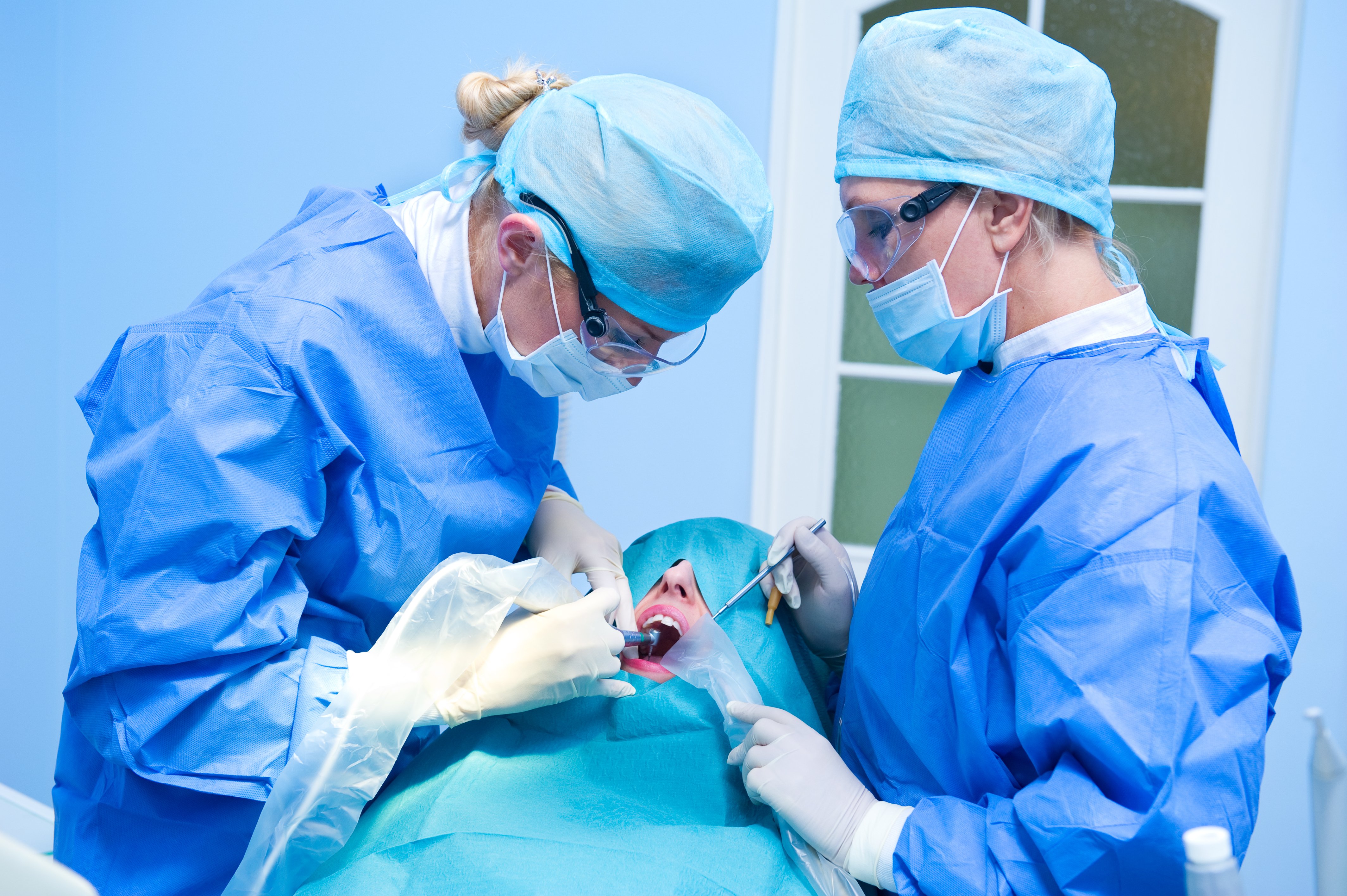 Перфорація гайморової пазухи при видаленні зуба: причини та способи лікування