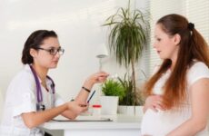 Як правильно здавати аналіз сечі при вагітності? Як збирати добову норму, як зібрати і здати білок