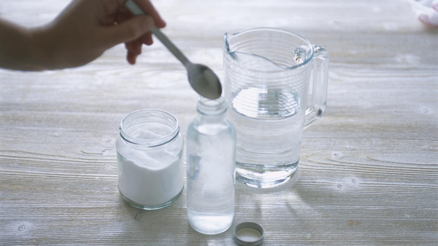 Полоскання рота содою і сіллю: рецепт приготування розчину