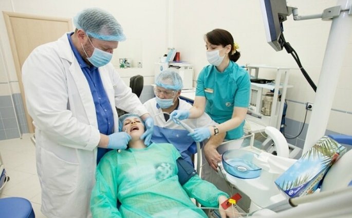 Через скільки проходить анестезія після лікування зуба: думка експертів