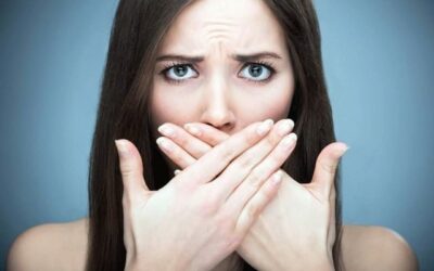 Запах з рота вранці: причини і як усунути