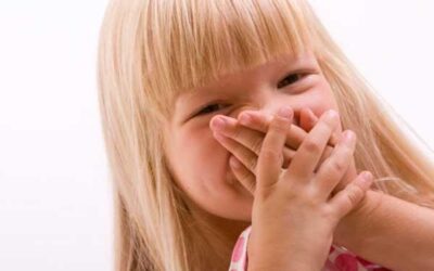 У дитини запах з рота вранці: причини та способи лікування