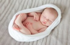 Запор у малюка при грудному вигодовуванні: причини у новонароджених, лікування немовлят