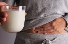 Може боліти шлунок від молока і що з цим робити?