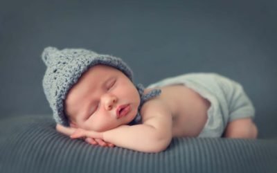 Що повинен уміти робити дитина в 1 місяць після народження?