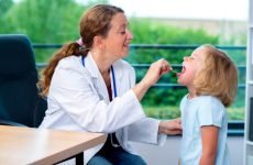 Лакунарна ангіна у дітей: симптоми і лікування з перших днів