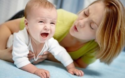 Блювання і пронос у немовляти: причини і лікування