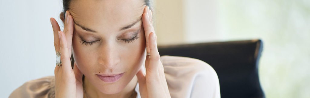 Причины головной боли и как ее снять