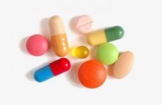 Ефективні препарати і таблетки для лікування подагри: алопуринол, колхіцин, знеболюючі, протизапальні