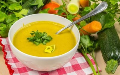 Можна їсти суп при виразці шлунка і як правильно його приготувати?