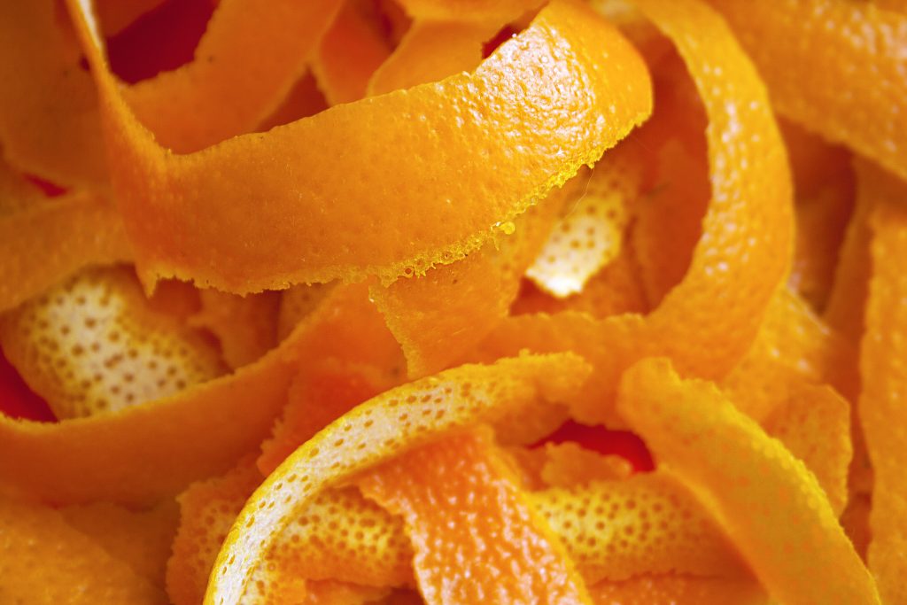 Апельсинова кірка: корисні властивості для здоровя