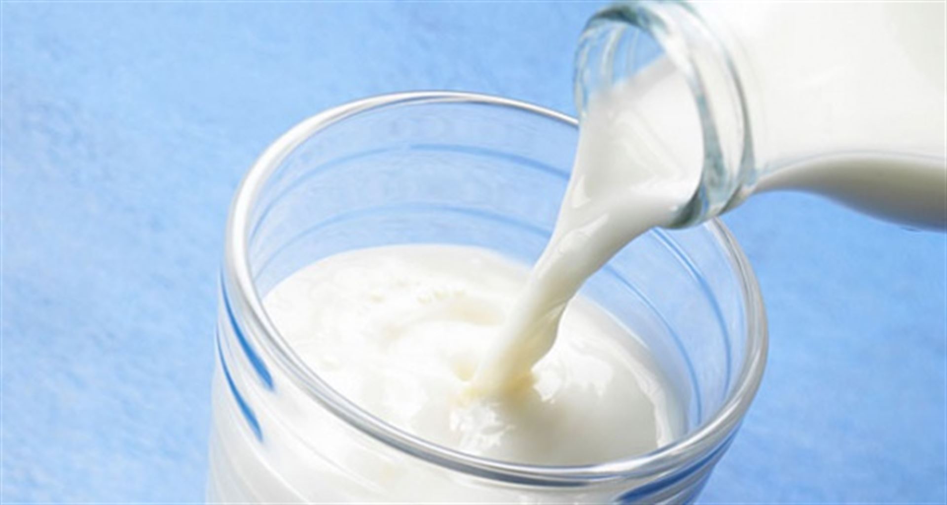 Кефір або кисле молоко: схожість і відмінності, який напій вибрати