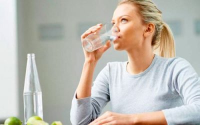 Навіщо треба пити багато води, побічні ефекти…