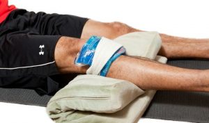Розтягнення звязок колінного суглоба лікування мазями і скільки заживає, як лікувати підколінне сухожилля в домашніх умовах